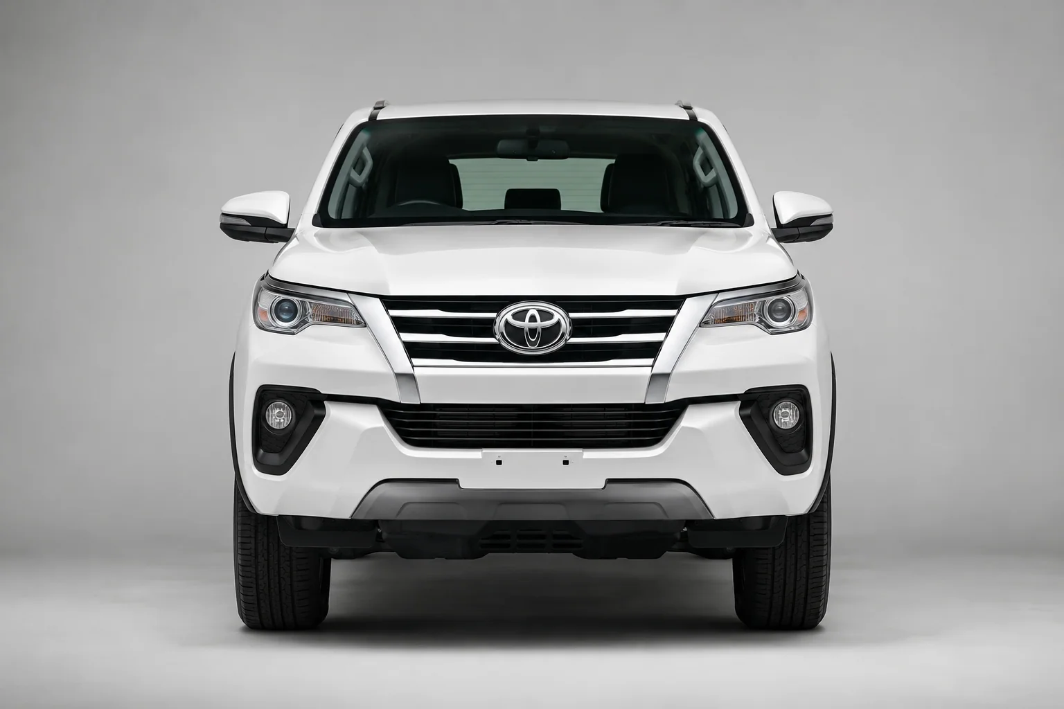 Fortuner: Vista frontal